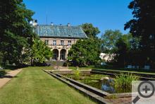 Vila Čerych, jedinečná památka ve stylu Art Deco. Tady natáčel V. Havel své Odcházení